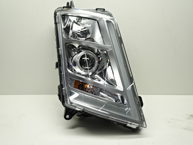 Headlight xenon, right